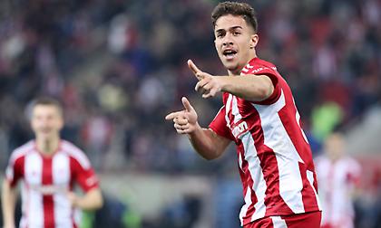 Η πανηγυρική selfie του Κωστούλα από το «Γ. Καραϊσκάκης» μετά το τέλος του αγώνα με τον Άρη!