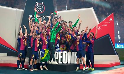 Ποιο clasico; Ταπείνωσε τη Ρεάλ με πεντάρα και σήκωσε το Super Cup η υπερηχητική Μπαρτσελόνα!