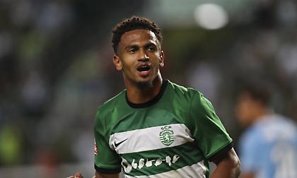 Αφήνει Άντονι και κοιτάει Έντουαρντς-Κορνέ ο Ολυμπιακός