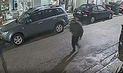 Περιστέρι: Αναζητείται ο άνδρας που κυνηγούσε νεαρή με κατεβασμένο παντελόνι