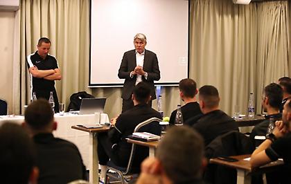 Ροσέτι στους διαιτητές: «Χειροκροτήστε όλοι μαζί τον Μ. Γκαγκάτση για την υποστήριξη που παρέχει στη διαιτησία»!