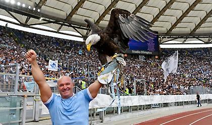 Εκπαιδευτής αετού Λάτσιο: «Δέχομαι απειλές για τη ζωή μου - Είναι σα να μου έριξε βόμβα ο Λοτίτο»