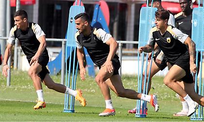 Μετ’ εμποδίων η προετοιμασία της ΑΕΚ για Παναθηναϊκό