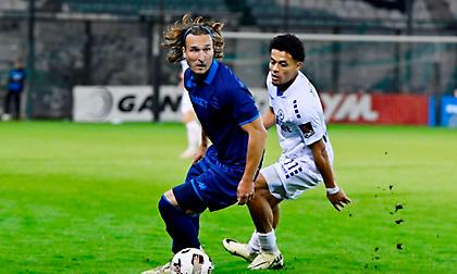 Athens Kallithea: Παραχώρησε τον Χάνουσεκ στην Γκεντσλερμπιρλιγκί