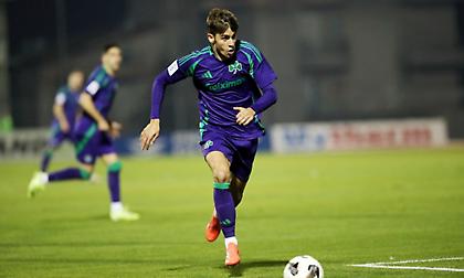 «Κοιτάζει Βαγιαννίδη ο Άγιαξ»