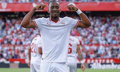 Μεγάλο come-back από τη Σεβίλλη με φοβερή έμπνευση από Λουκεμπάκιο!