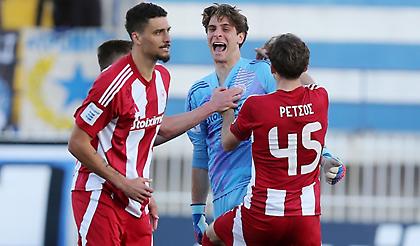 Ήρωας Τζολάκης, έβγαλε τα κάστανα από τη φωτιά για τον Ολυμπιακό στο Περιστέρι!