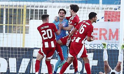 Νικολακόπουλος: «Αντί για 4-1 ο Ολυμπιακός, χρειάστηκε να γίνει ήρωας ο Τζολάκης στο 97'»