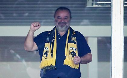 Σε μπουθ του ΟΑΚΑ ο Ηλιόπουλος για το Παναθηναϊκός-ΑΕΚ