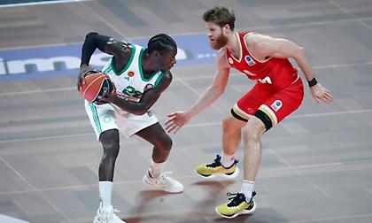 Το ντέρμπι «αιωνίων» στο ΟΑΚΑ: Παναθηναϊκός-Ολυμπιακός (4η περίοδος)