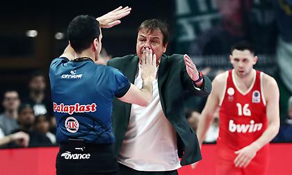 Τεχνική ποινή στον Αταμάν για έντονες διαμαρτυρίες προς τους διαιτητές