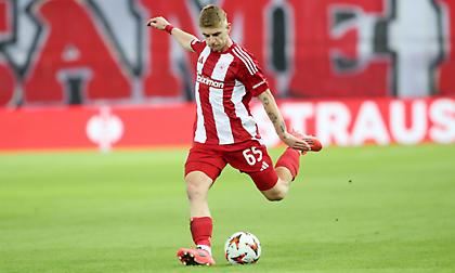 «Προχωρούν οι διαπραγματεύσεις Ολυμπιακού με Λεχ Πόζναν για τον Αποστολόπουλο»