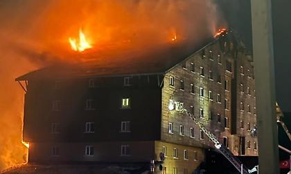 Ασύλληπτη τραγωδία στην Τουρκία: 66 νεκροί από φωτιά σε ξενοδοχείο χιονοδρομικού κέντρου - Πήδαγε κόσμος από τα παράθυρα