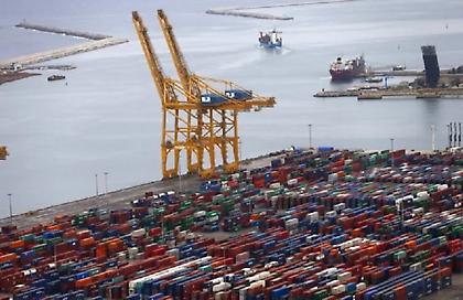 Ισπανία: Ένας νεκρός από έκρηξη στο λιμάνι της Βαρκελώνης