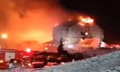 Έξι νεκροί στην Τουρκία από φωτιά σε ξενοδοχείο χιονοδρομικού κέντρου