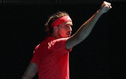 Australian Open: Πέρασε πρώτος στα ημιτελικά ο Ζβέρεφ