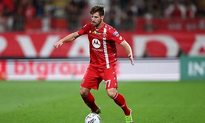 Φουλάρει για αριστερό μπακ η ΑΕΚ