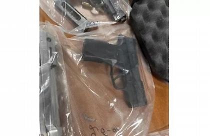 Χανιά: Είχε μετατρέψει την αποθήκη σε… «οπλοστάσιο», κατασχέθηκαν καλάσνικοφ, G3 A4, χειροβομβίδα - Δείτε βίντεο