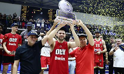 Ολυμπιακός: Οι Αγγελόπουλοι θα βραβεύσουν τον Παπανικολάου στο ματς με τη Φενέρ!