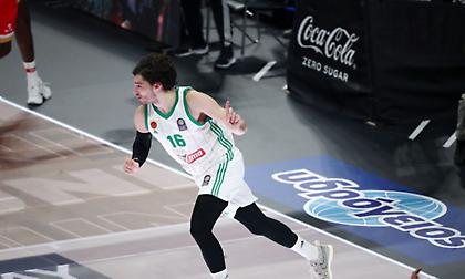 Οσμάν: «Φανταστική εμπειρία να παίζεις στο ΟΑΚΑ - Άλλαξε πολύ η Euroleague όσο έλειπα»