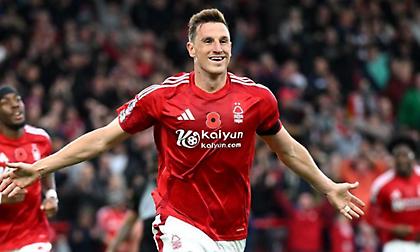 Έδεσε τον αρχισκόρερ της μέχρι το καλοκαίρι του 2027 η Νότιγχαμ Φόρεστ!