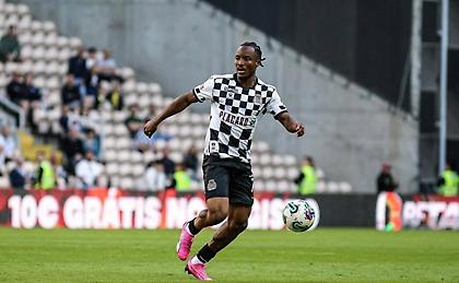 Εν αναμονή Ονιεμαέτσι ο Ολυμπιακός, συνεχίζονται οι επαφές για Όρτα