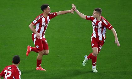 «Η Άρσεναλ έστειλε σκάουτερ στο Πόρτο-Ολυμπιακός για Μουζακίτη - Τσεκάρει και Κωστούλα»