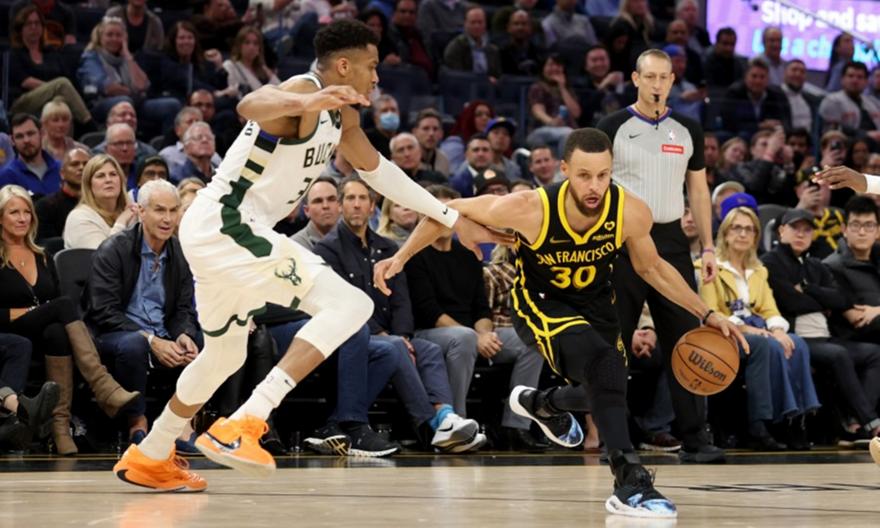 NBA: Η λίστα με τις πιο δημοφιλείς φανέλες και η θέση του Γιάννη Αντετοκούνμπο