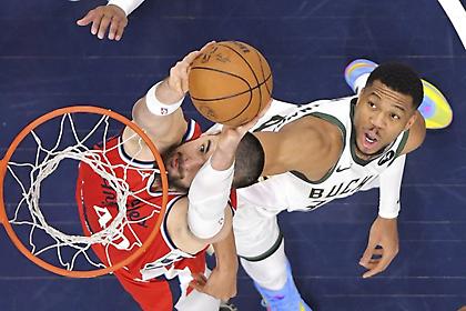 Ο Χάρντεν επικράτησε στη μονομαχία με τον Γιάννη και οι Κλίπερς κέρδισαν τους Μπακς