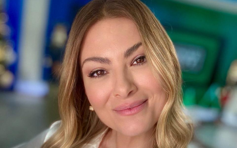 Δέσποινα Καμπούρη: Έκατσε σε λάθος σημείο και έφαγε την μπάλα από το σερβίς της κόρης της στα μούτρα!