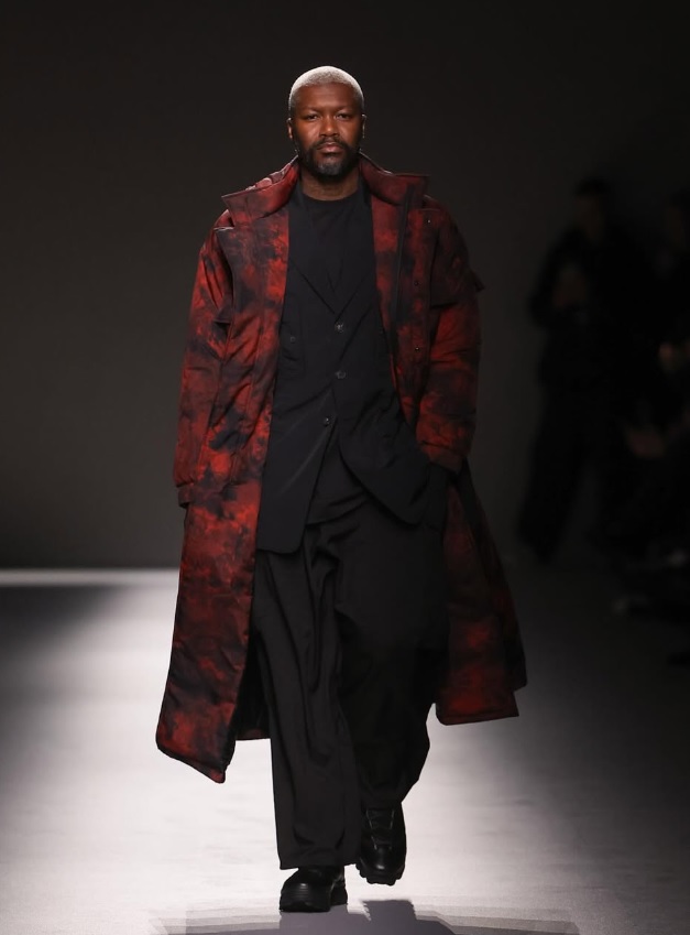 Τσιτσιπάς και Σισέ με ιδιαίτερο ντύσιμο σε καμπάνια της Adidas-Έκανε πασαρέλα ο Γάλλος