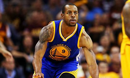 Αποσύρουν τη φανέλα του Άντρε Ιγκουοντάλα οι Γουόριορς!