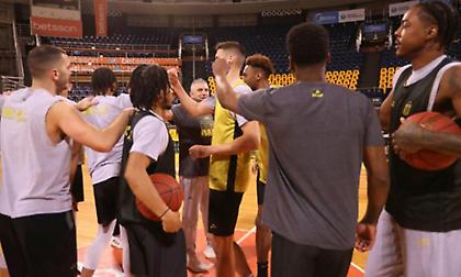 Άρης-Χάμπουργκ Τάουερς