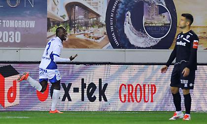 Στα ημιτελικά του Κυπέλλου με τριάρες Απόλλων και ΑΕΚ Λάρνακας