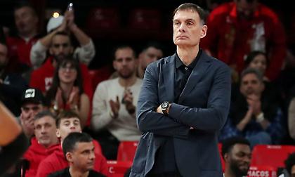 Μπαρτζώκας για Έβανς: «Είναι εργασιομανής, αλλά έχει μεγάλο διάστημα ακόμα μέχρι να μπει σε ομαδική προπόνηση»