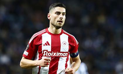 «Εγιούπσπορ και δύο ομάδες της Β' Γερμανίας βρίσκονται σε συζητήσεις για τον Μασούρα»