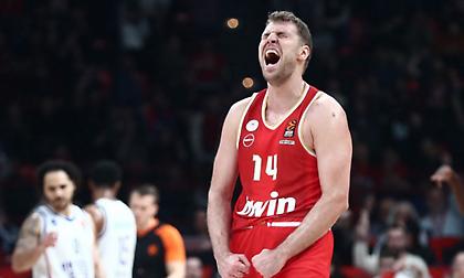 Λύγισε την Εφές με οδηγούς Βεζένκοφ, Φουρνιέ και παρέμεινε μόνος πρώτος ο Ολυμπιακός!