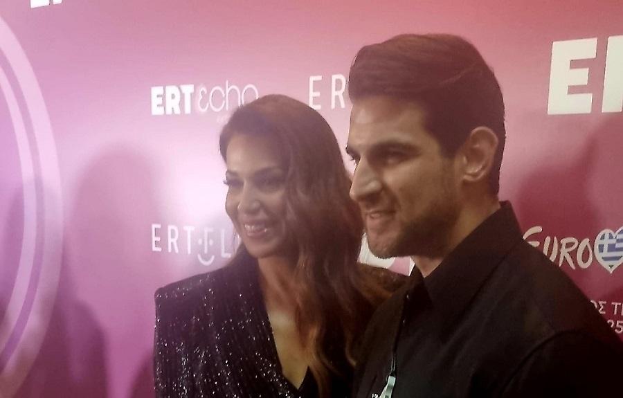 Eurovision 2025: Το πρόβλημα της Χατζίδου με το τσαντάκι της και η ξεκαρδιστική λύση