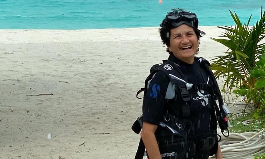 Άλκηστις Πρωτοψάλτη: Ζηλέψαμε το ταξίδι της στη Ζανζιβάρη αλλά όχι το φίδι που συνάντησε!