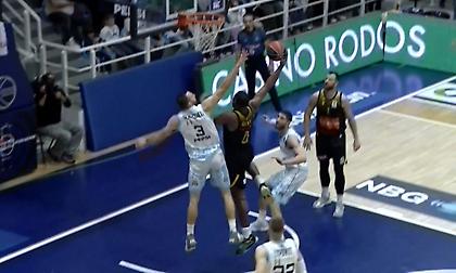 Απίθανο κάρφωμα του Γκρέι στο Κολοσσός-ΑΕΚ Betsson BC