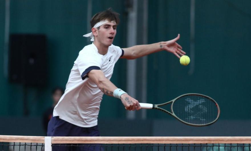 Davis Cup: Ο Θάνος ολοκλήρωσε την ανατροπή και χάρισε στην Ελλάδα την άνοδο