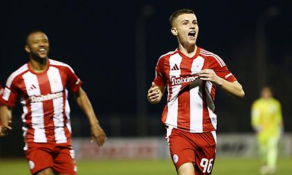 Απέδρασε απ' τη Λιβαδειά με λυτρωτή Μουζακίτη και κράτησε… αποστάσεις ο Ολυμπιακός!