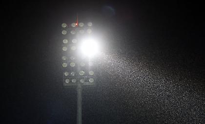 Προσωρινή διακοπή επειδή έσβησαν οι προβολείς στο Asteras AKTOR-Λαμία