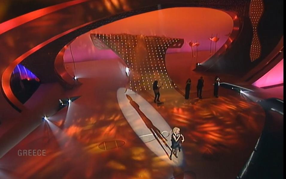 Eurovision 2025: Το ξέσπασμα της Διονυσίας Καρόκη για τη μη συμπερίληψη στο βίντεο με όλες τις συμμετοχές