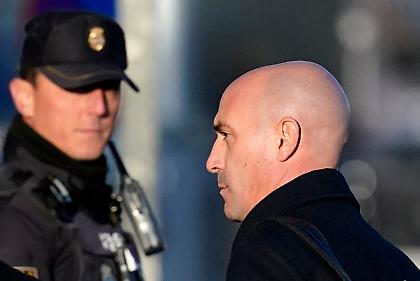 Ξεκίνησε η δίκη του Ρουμπιάλες για το φιλί στην Ερμόσο