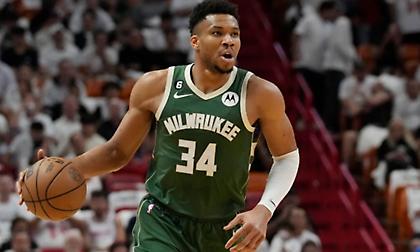 Χωρίς Γιάννη και Μίντλετον κόντρα στους Θάντερ οι Μπακς - Αμφίβολος και ο Λίλαρντ