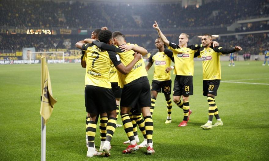 ΑΕΚ: Κοπή της πίτας στην «OPAP Arena» μετά την προπόνηση