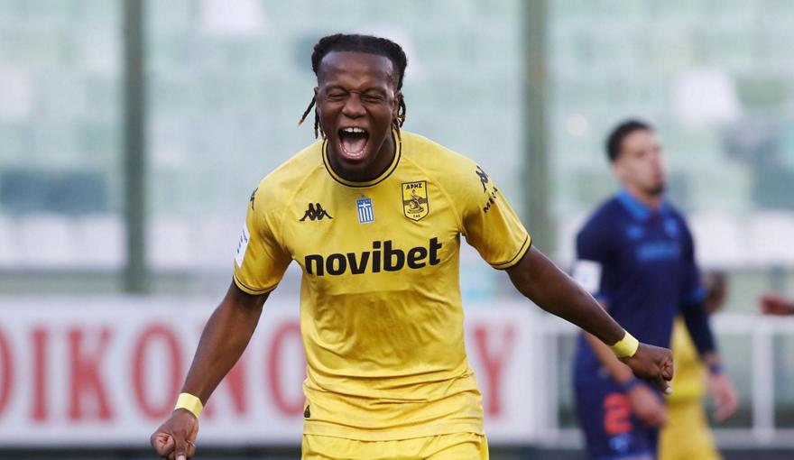 Μεντίλ: «Με τον κόσμο μας απέναντι στον Παναθηναϊκό θα είμαστε 12 εναντίον 11»