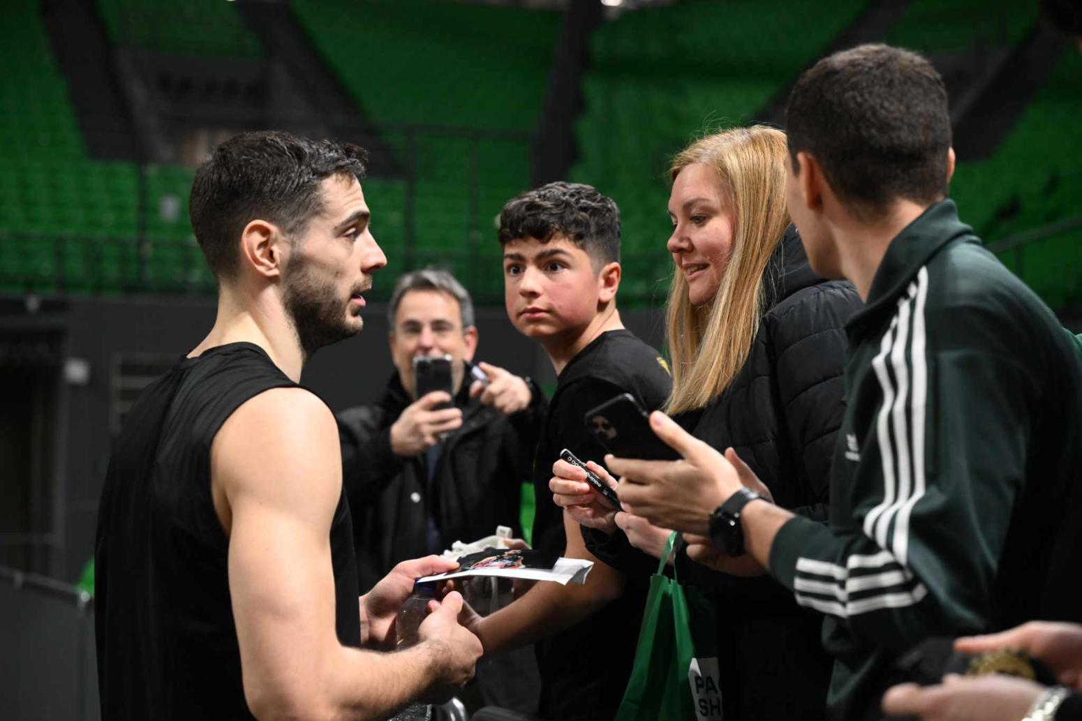 Παναθηναϊκός: 30 τυχεροί φίλαθλοι παρακολούθησαν από κοντά την προπόνηση