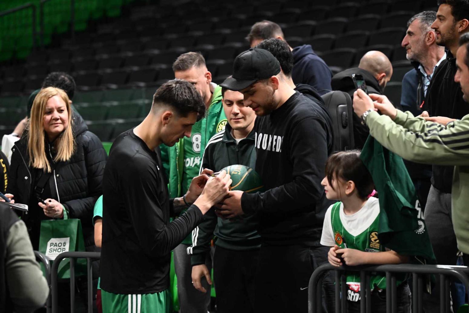 Παναθηναϊκός: 30 τυχεροί φίλαθλοι παρακολούθησαν από κοντά την προπόνηση